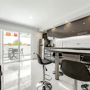 Apartment Tenerifeopenhome Luxury Comfort In Playa Americas, Playa de las Americas (Tenerife)